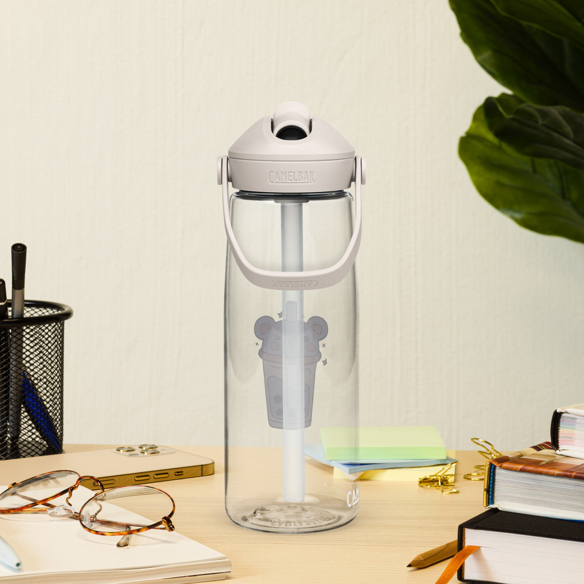 Magán: Flip straw water bottle