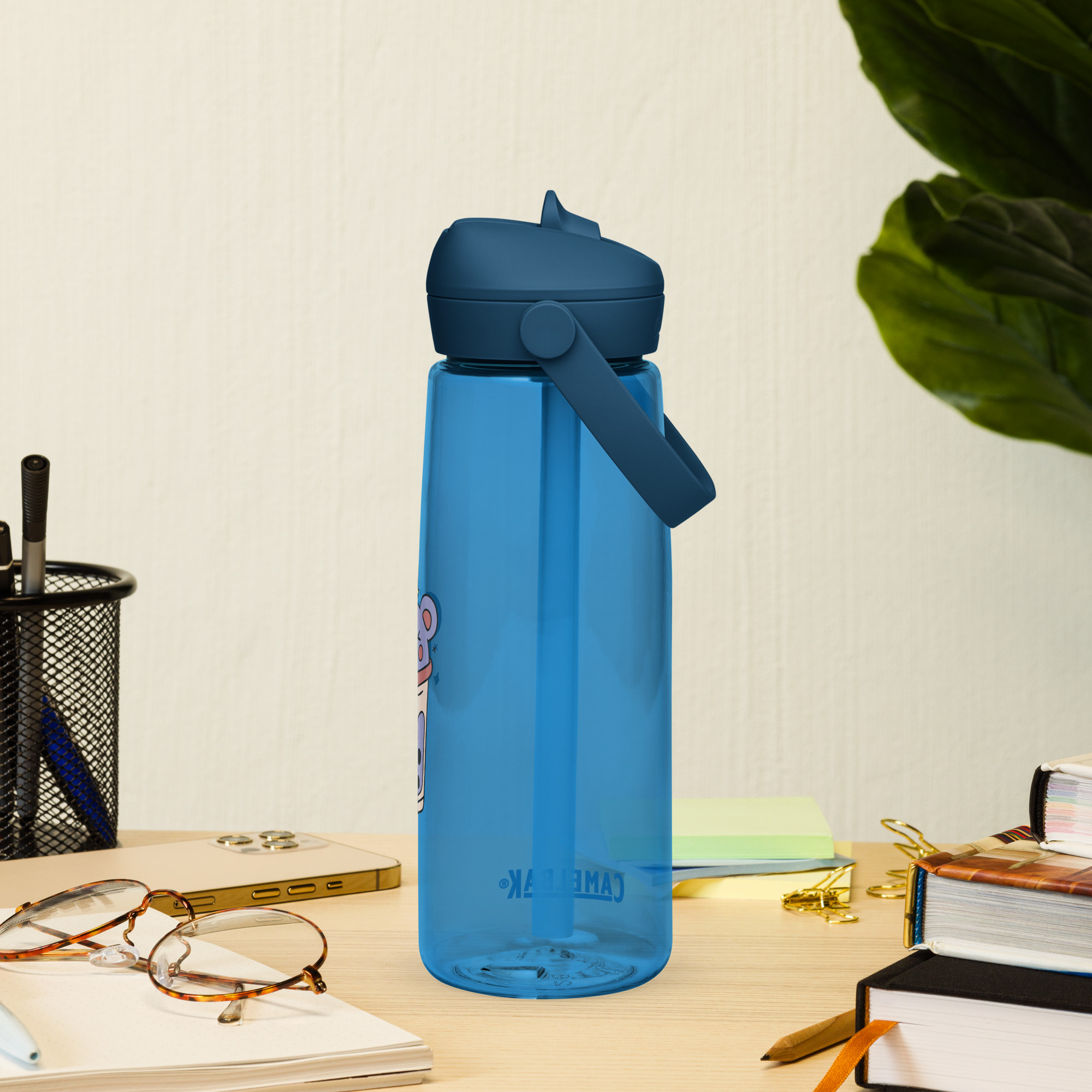 Magán: Flip straw water bottle