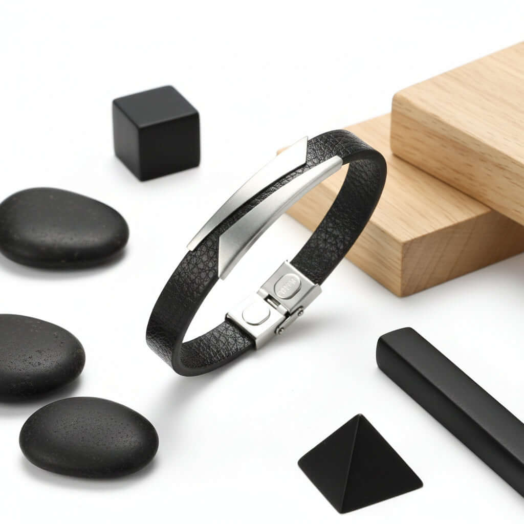 Magán: minimalist leather bracelet Women’s Microfiber Leather Bracelet