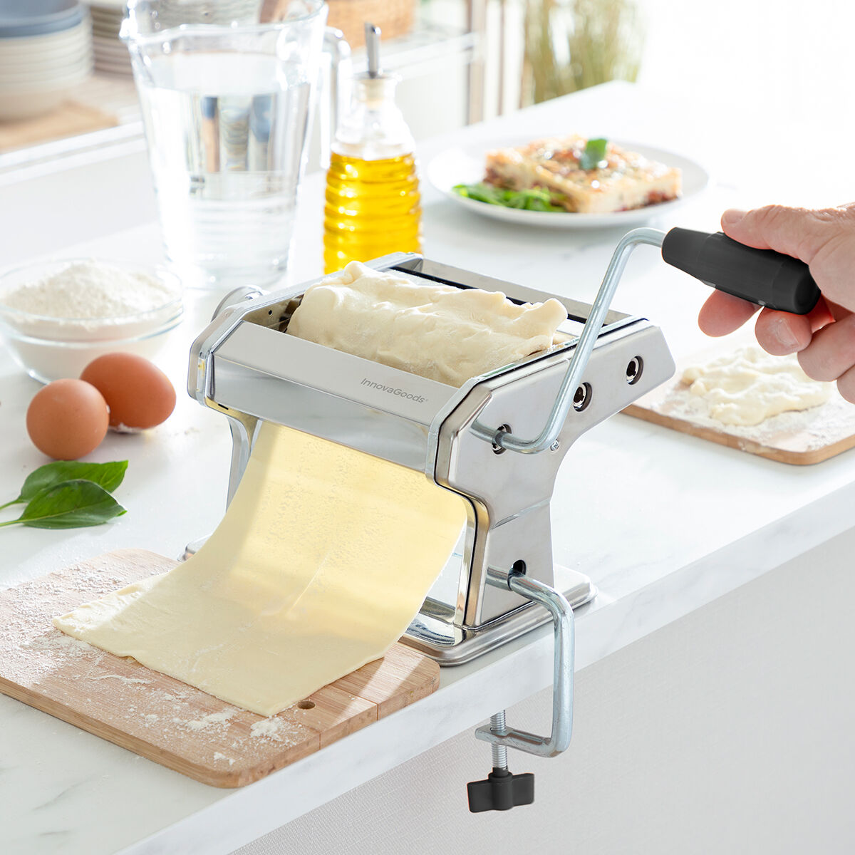 Magán: Machine for making Fresh Pasta with Recipes Frashta InnovaGoods