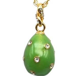 Magán: Green Egg Pendant Gold Necklace