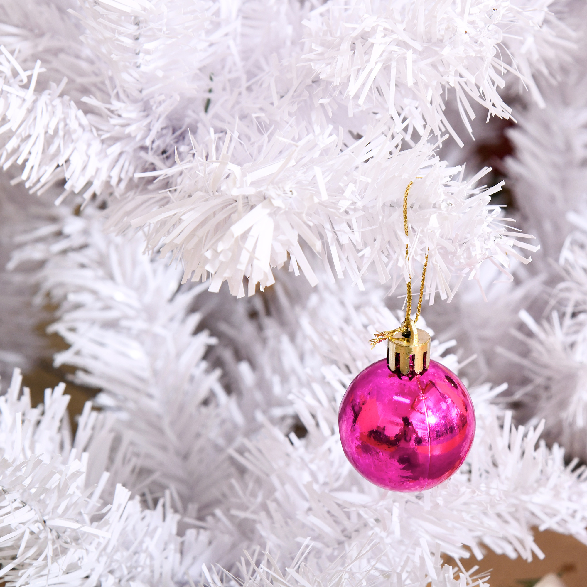 Magán: Sapin Arbre de Noël Artificiel Blanc 150 cm 680 Branches avec Nombreux Accessoires variés